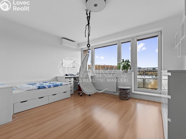 Rent apartment 3+KK Praha, Pražská 1470/18b č. 4