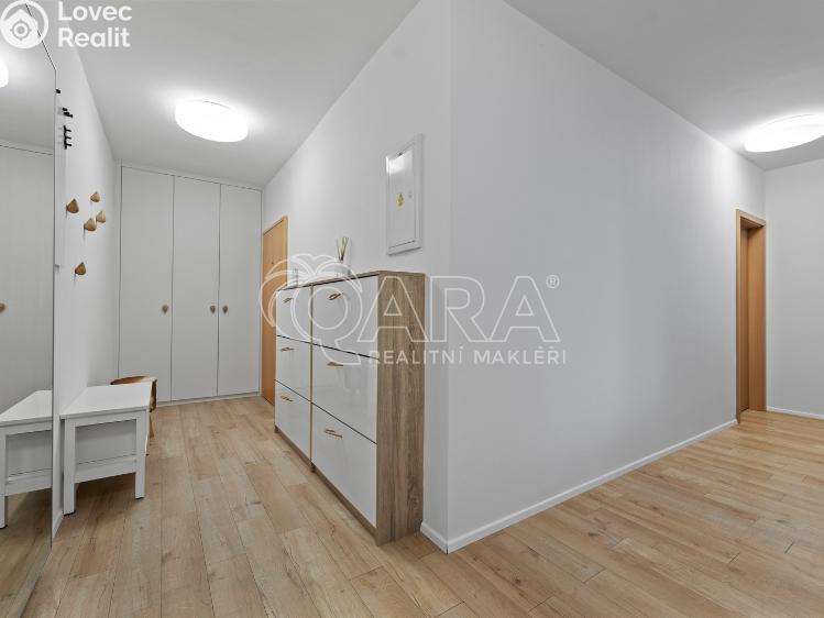 Rent apartment 3+KK Praha, Pražská 1470/18b č. 5