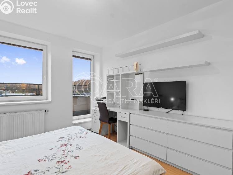Rent apartment 3+KK Praha, Pražská 1470/18b č. 15