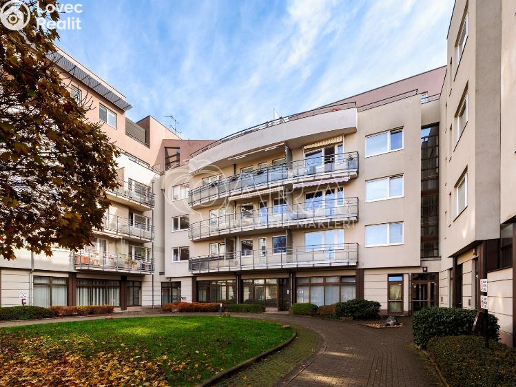 Rent apartment 3+KK Praha, Pražská 1470/18b č. 31