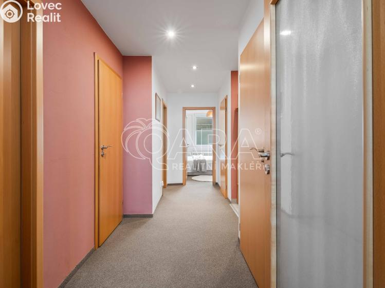 Prodej bytu 3+KK Praha, Točitá 1718/10 č. 19