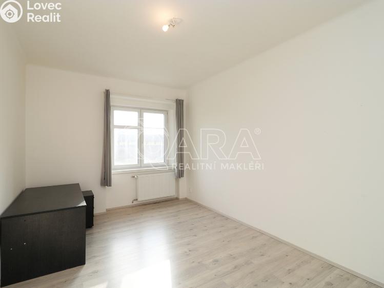 Pronájem bytu 3+1 Praha, Jateční 1223/29 č. 6