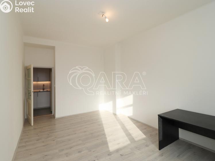 Pronájem bytu 3+1 Praha, Jateční 1223/29 č. 7