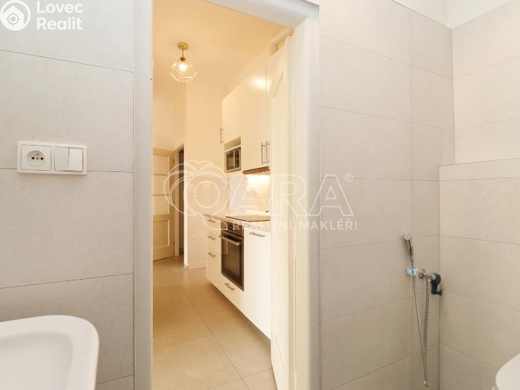 Pronájem bytu 3+1 Praha, Jateční 1223/29 č. 12