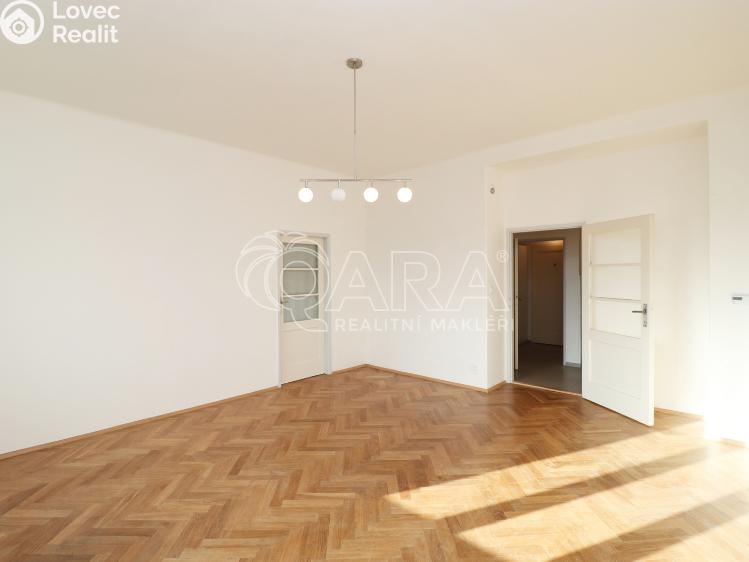 Pronájem bytu 3+1 Praha, Jateční 1223/29 č. 18