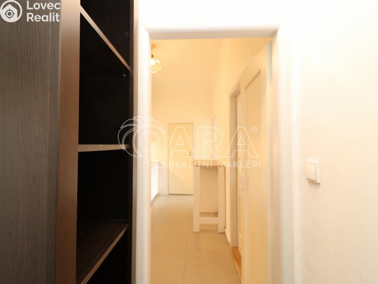 Pronájem bytu 3+1 Praha, Jateční 1223/29 č. 24