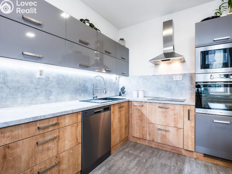 Prodej rodinného domu Pardubice, Hradišťská 37 č. 8