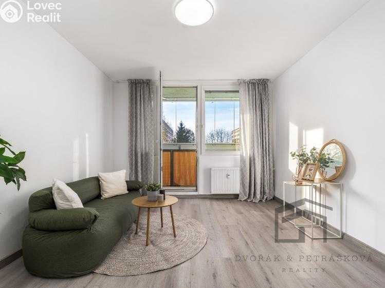 Pronájem bytu 1+1 Praha, Jabloňová 2136/11 č. 3