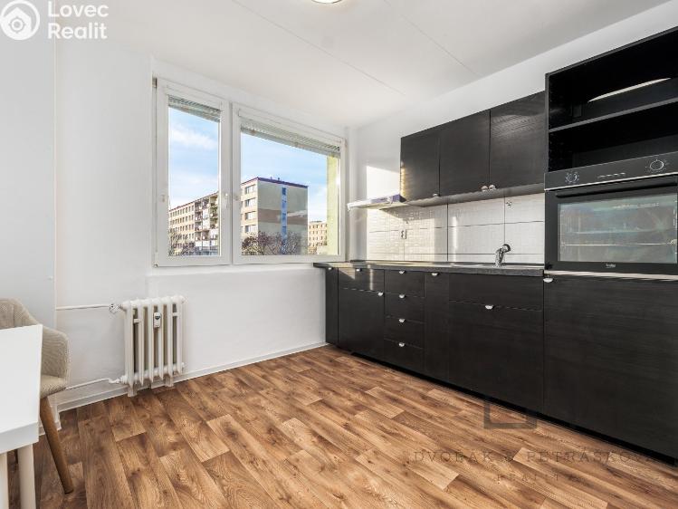 Pronájem bytu 1+1 Praha, Jabloňová 2136/11 č. 9