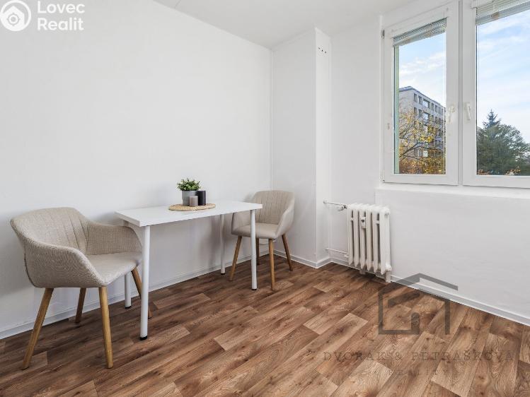 Pronájem bytu 1+1 Praha, Jabloňová 2136/11 č. 10