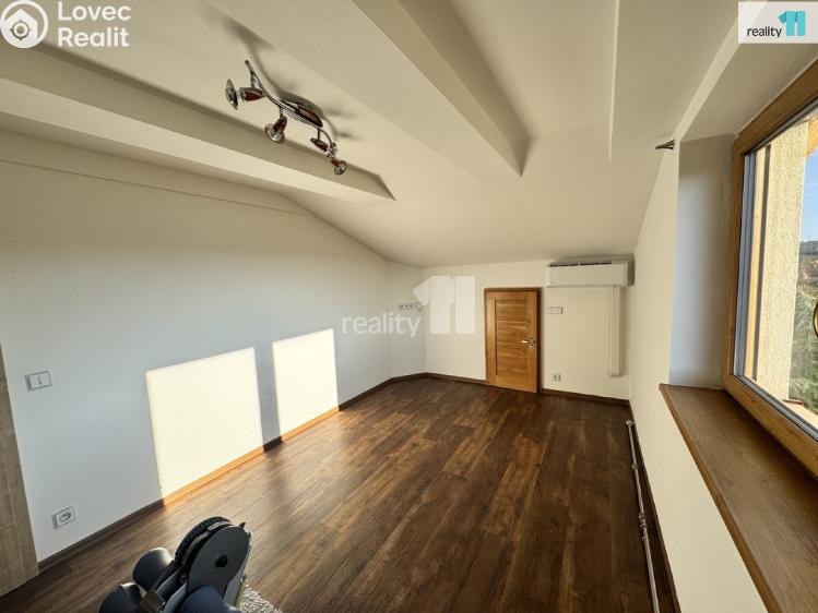 Pronájem rodinného domu Buš č. 18