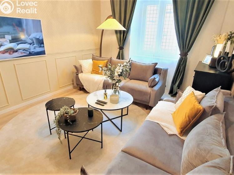 Pronájem bytu 2+1 Praha, Lucemburská 1496/8 č. 5