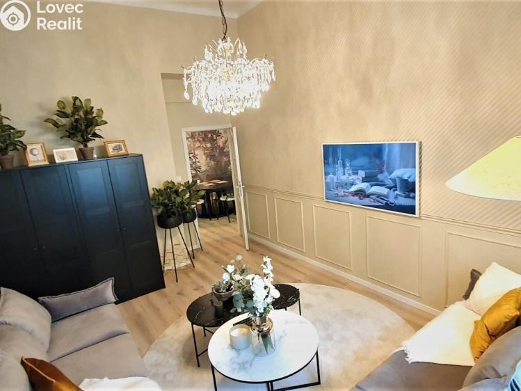 Pronájem bytu 2+1 Praha, Lucemburská 1496/8 č. 8