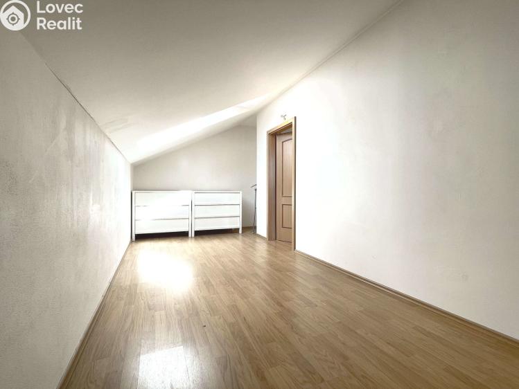 Pronájem rodinného domu Trnová č. 14