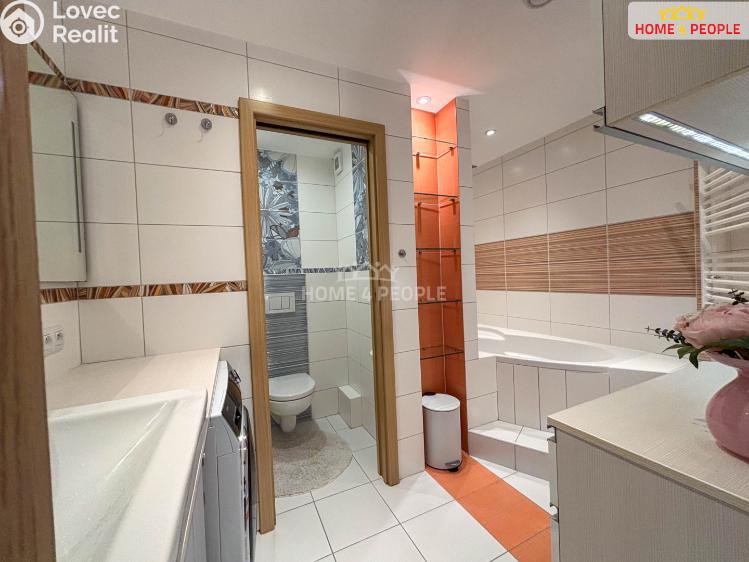 Prodej bytu 3+KK Praha 4, Na strži č. 21