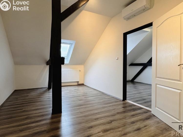 Pronájem bytu 3+1 Hodonín, Dobrovolského 250/13 č. 5