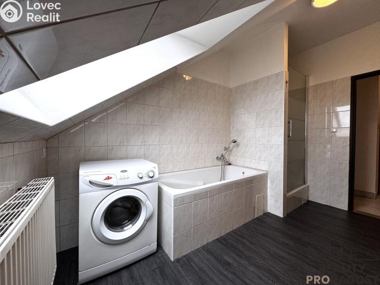 Pronájem bytu 3+1 Hodonín, Dobrovolského 250/13 č. 9