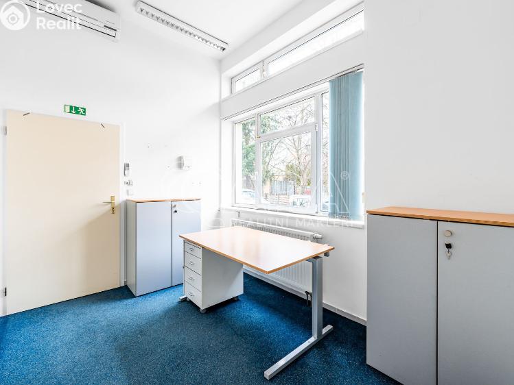 Pronájem obchodního prostoru Roztoky, Lidická č. 11