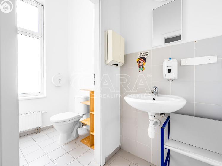 Pronájem obchodního prostoru Roztoky, Lidická č. 13