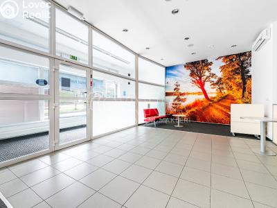 Pronájem obchodního prostoru Roztoky, Lidická č. 4