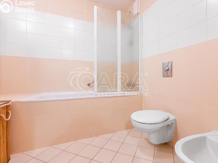 Pronájem bytu 2+KK Praha, Naardenská 668/17 č. 10