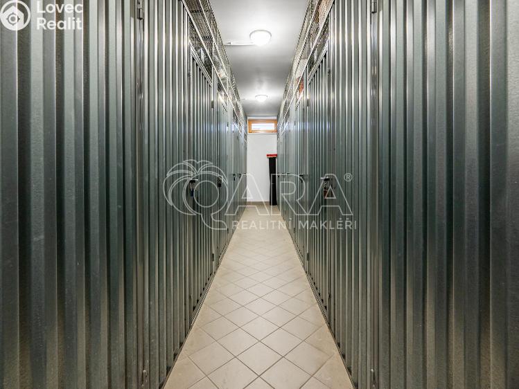 Pronájem bytu 2+KK Praha, Naardenská 668/17 č. 13