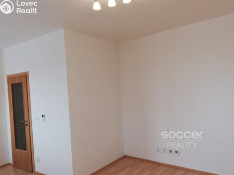 Pronájem bytu 1+KK Praha, Frýdecká č. 6