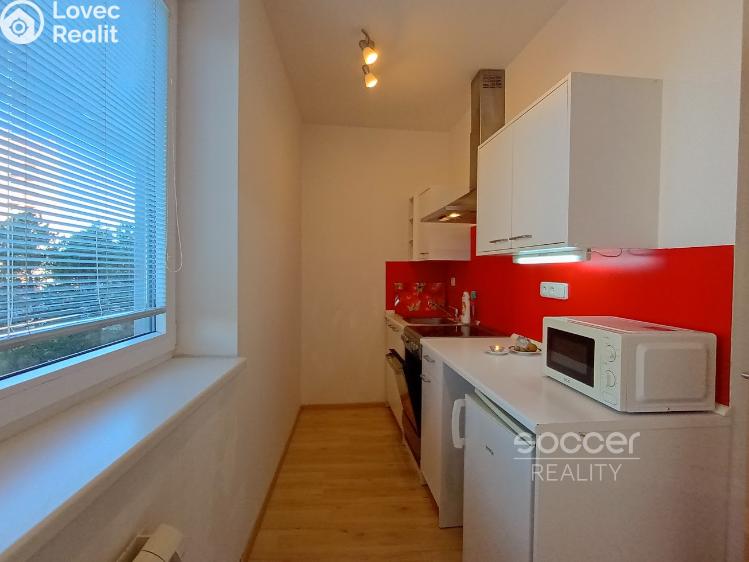 Pronájem bytu 1+KK Praha, Frýdecká č. 6