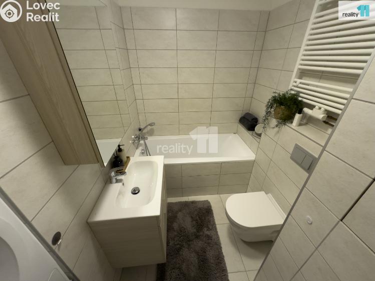 Prodej bytu 2+KK Praha 7, V závětří č. 8