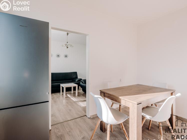 Prodej bytu 3+1 Hodonín, Národní třída 3573/63 č. 9