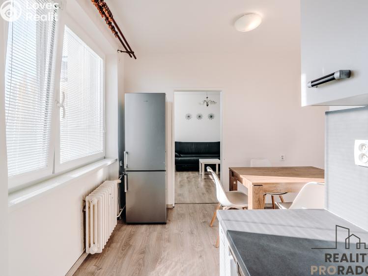 Prodej bytu 3+1 Hodonín, Národní třída 3573/63 č. 8