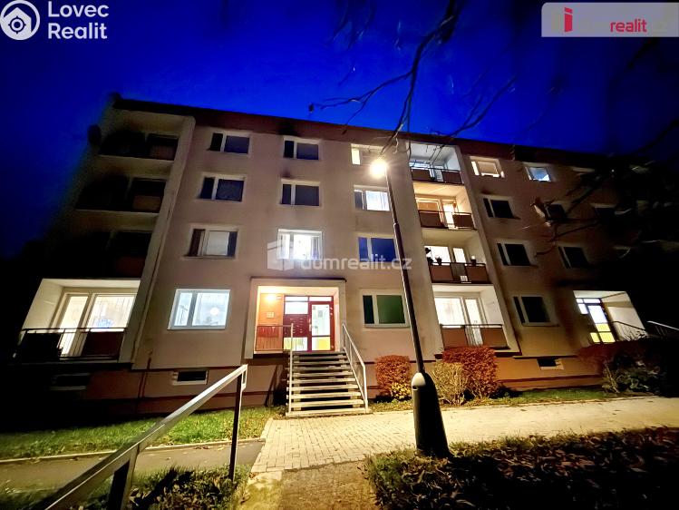 Pronájem bytu 3+1 Ústí nad Labem, Hluboká č. 1