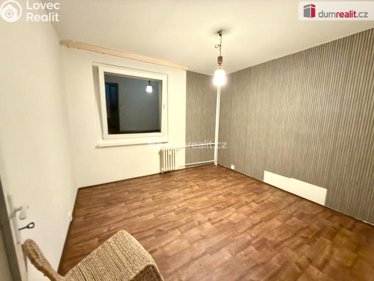 Pronájem bytu 3+1 Ústí nad Labem, Hluboká č. 8