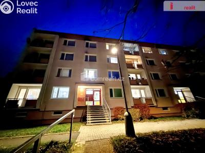 Pronájem bytu 3+1 Ústí nad Labem, Hluboká č. 1