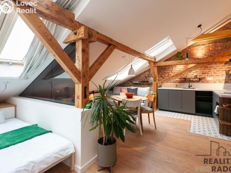 Pronájem bytu 1+KK Praha, Čs. armády 369/7 č. 6