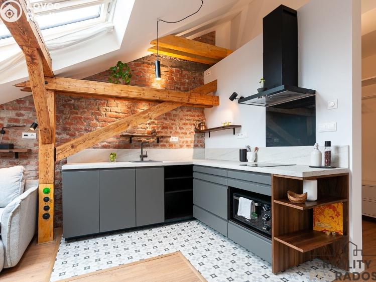 Pronájem bytu 1+KK Praha, Čs. armády 369/7 č. 9