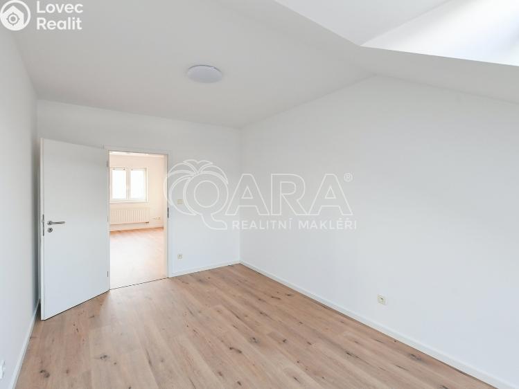 Pronájem bytu 2+KK Benešov, Tyršova 175 č. 12