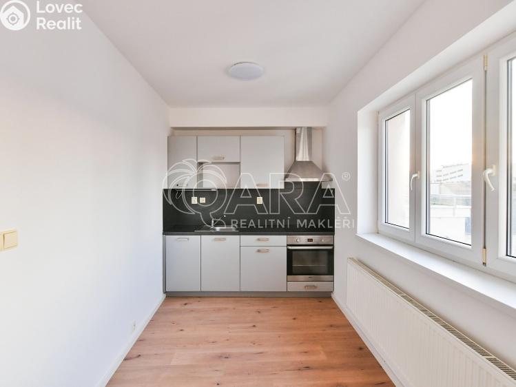 Pronájem bytu 2+KK Benešov, Tyršova 175 č. 8