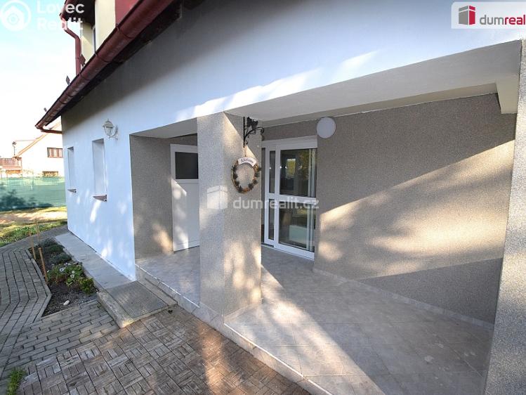 Pronájem rodinného domu Jesenice, Na Veselí č. 3