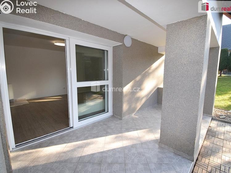 Pronájem rodinného domu Jesenice, Na Veselí č. 4