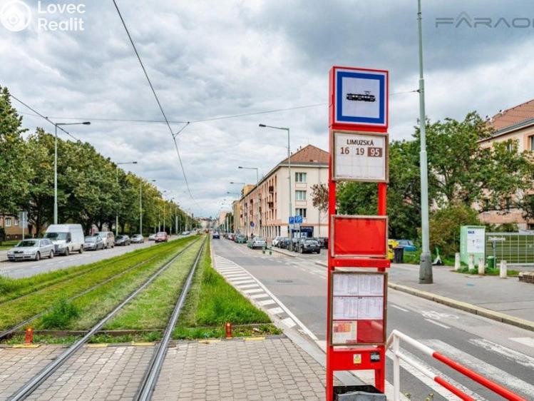 Prodej bytu 1+1 Praha, Vykáňská č. 12