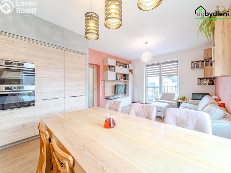 Prodej bytu 3+KK Plzeň, Špačková 286/5 č. 3