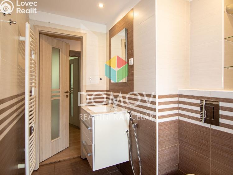 Pronájem bytu 2+1 Beroun, Kpt. Jaroše 1047/3 č. 8