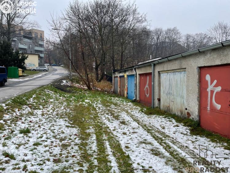 Pronájem garáže Ostrava, Na Baranovci 347 č. 4