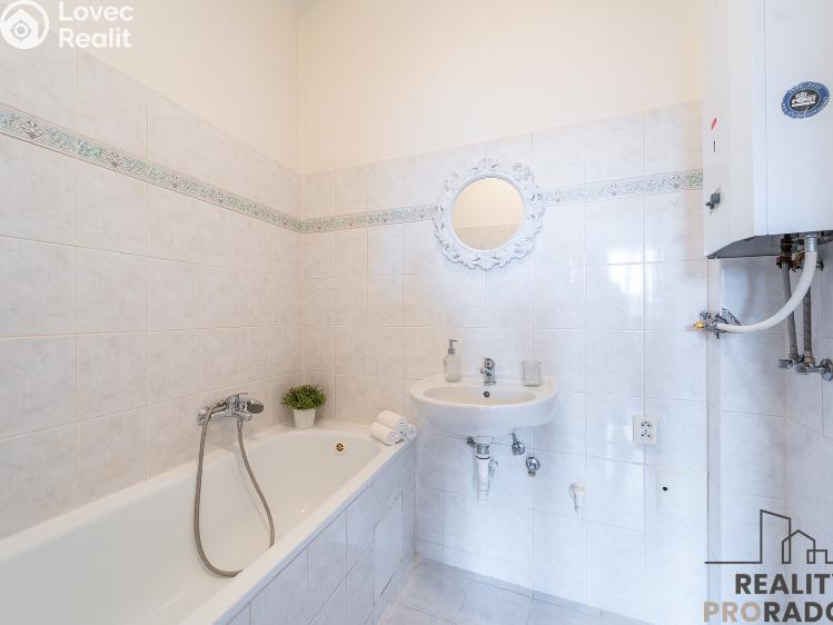 Sale apartment 2+KK Praha, Kozí 803/12 č. 9