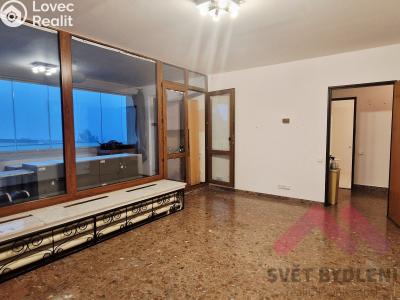 Rent apartment 2+1 Praha, Oválová č. 3