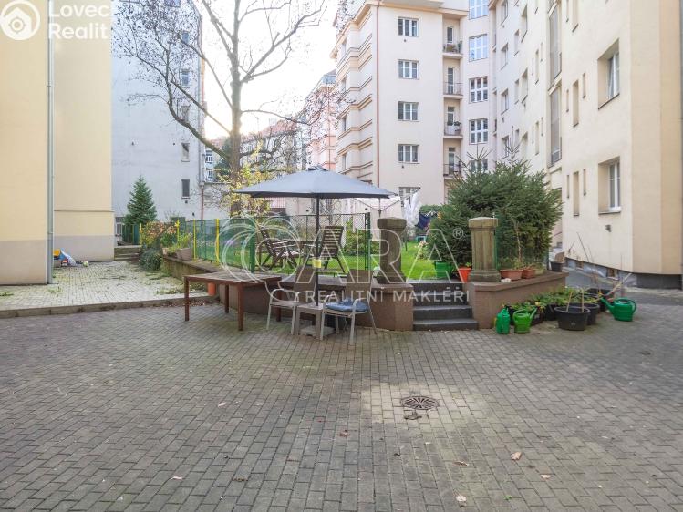 Pronájem bytu 2+KK Praha, U libeňského pivovaru 1027/31 č. 17