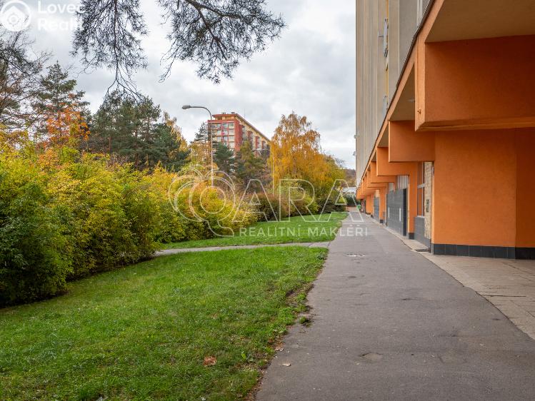 Pronájem bytu 3+1 Praha, Střekovská 1341/8 č. 22