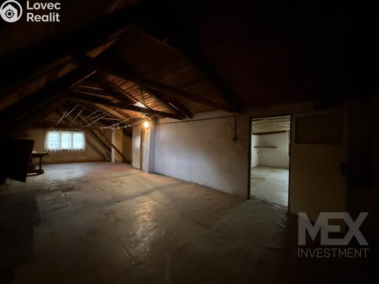 Prodej rodinného domu Červený Kostelec, Sokolská 81 č. 7