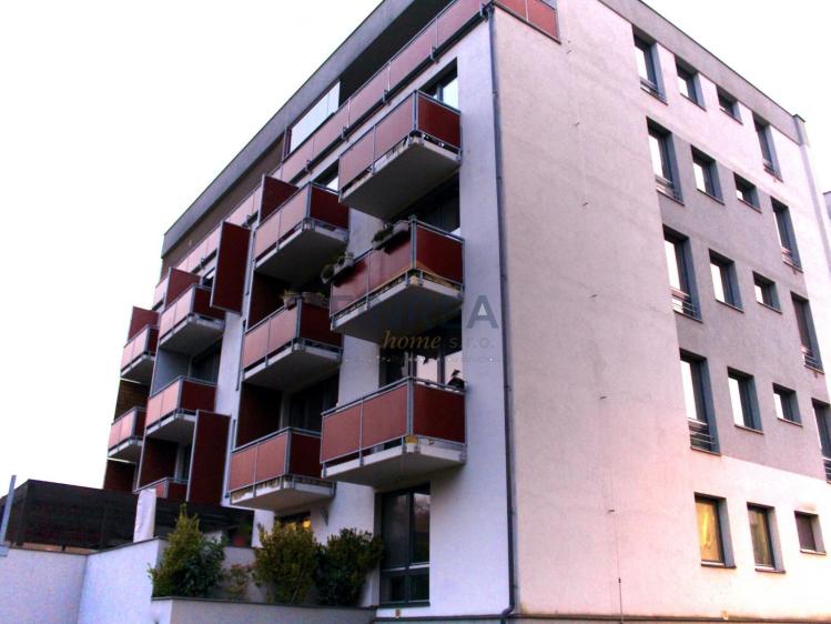 Prodej bytu 2+KK Praha, U Smetanky č. 24